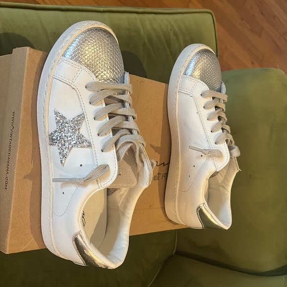 Vintage Havana keds. Comfy some damage on top edge left shoe - Picture 3 of 5